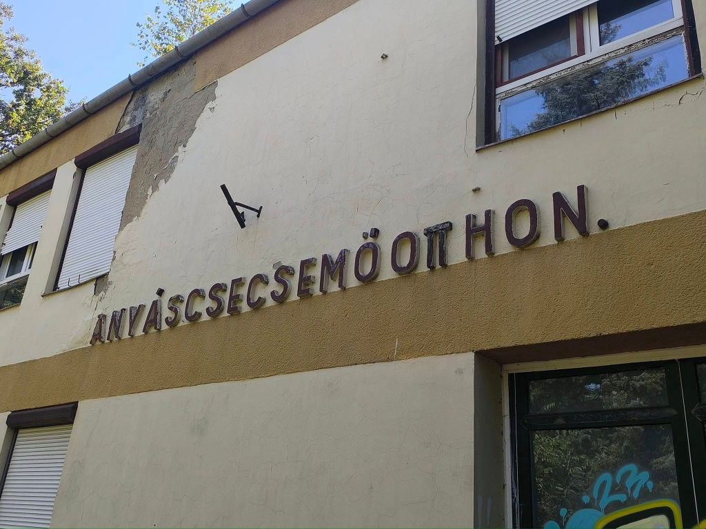 anyás csecsemőotthon